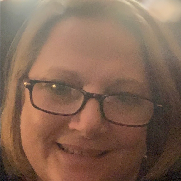 Meet your Posher, Kelly - Picture 1 of 1